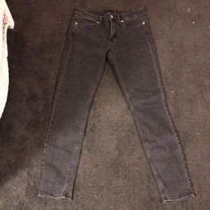 Black skinny jeans